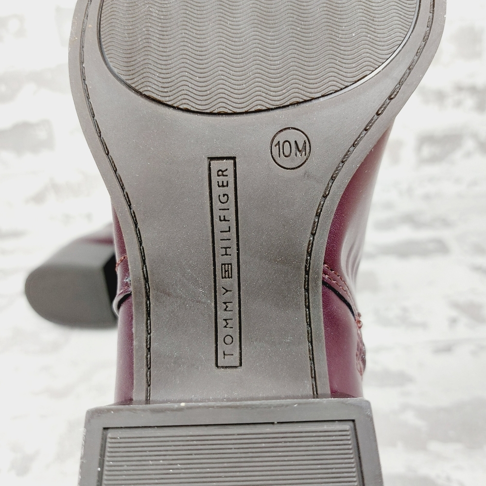 NEW Tommy Hilfiger Jimina Burgundy Block Heel Buckle Ankle Boots F875 - Picture 8 of 10